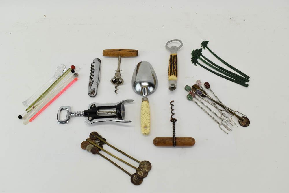 Napier Silver Plated Cocktail Shaker and Barware (1 of 8)