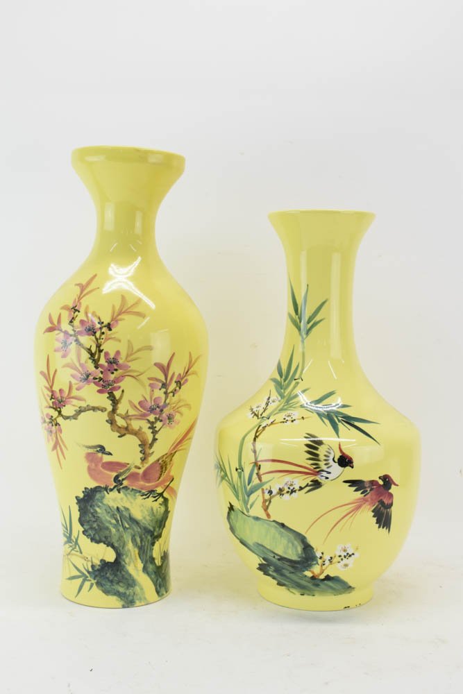 Two Chinese Decorative Vases (1 of 6)