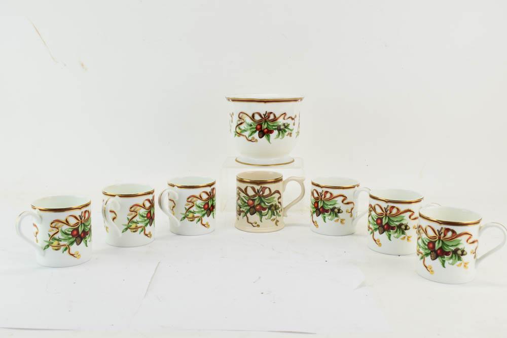 Set of 6 Tiffany and Co Holiday Mugs and Cachepot (1 of 9)