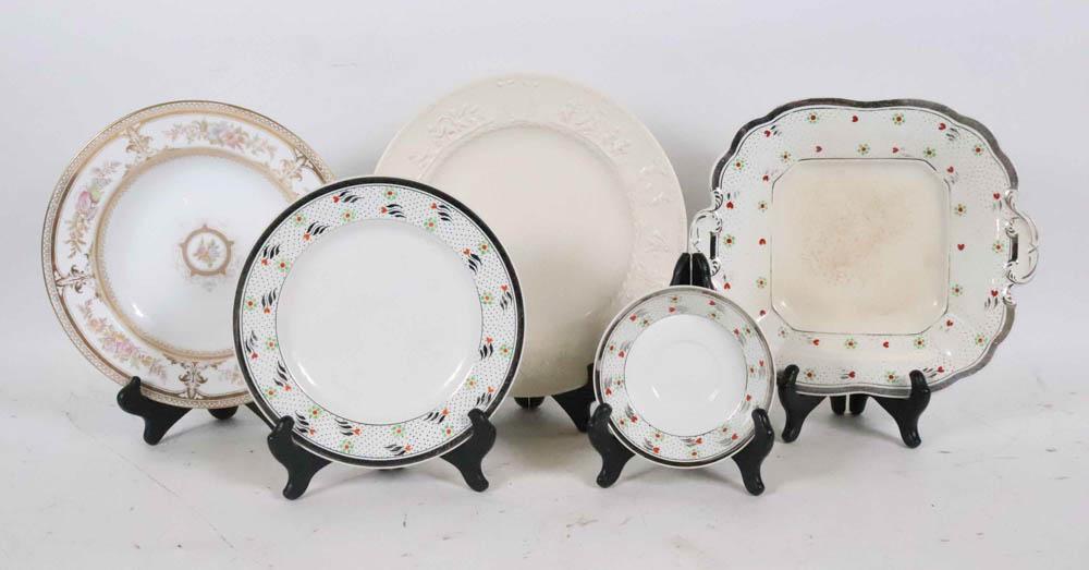 Assorted Wedgwood Porcelain Plates and Saucers (1 of 9)