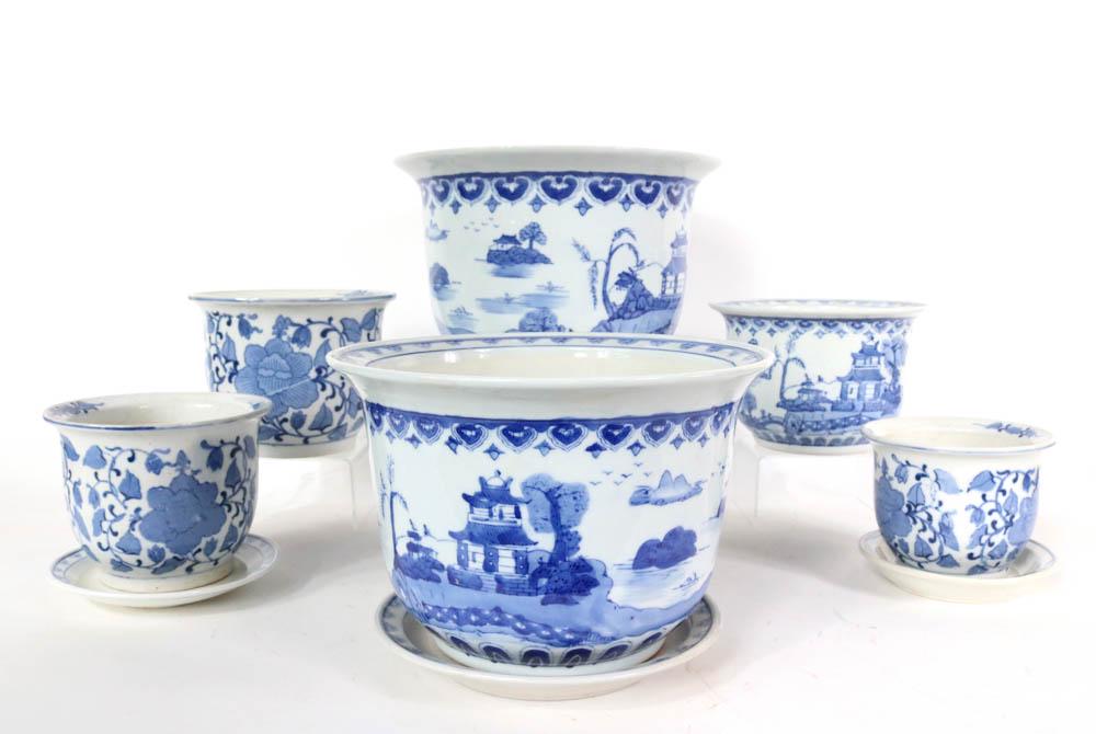 Six Modern Chinese Export Style Flower Pots (1 of 9)