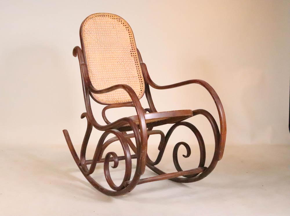 Thonet Style Bentwood Beechwood Rocking Chair (1 of 6)
