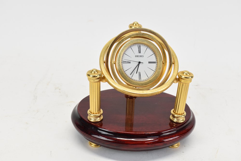 Seiko Classical Style Desk Clock (1 of 2)