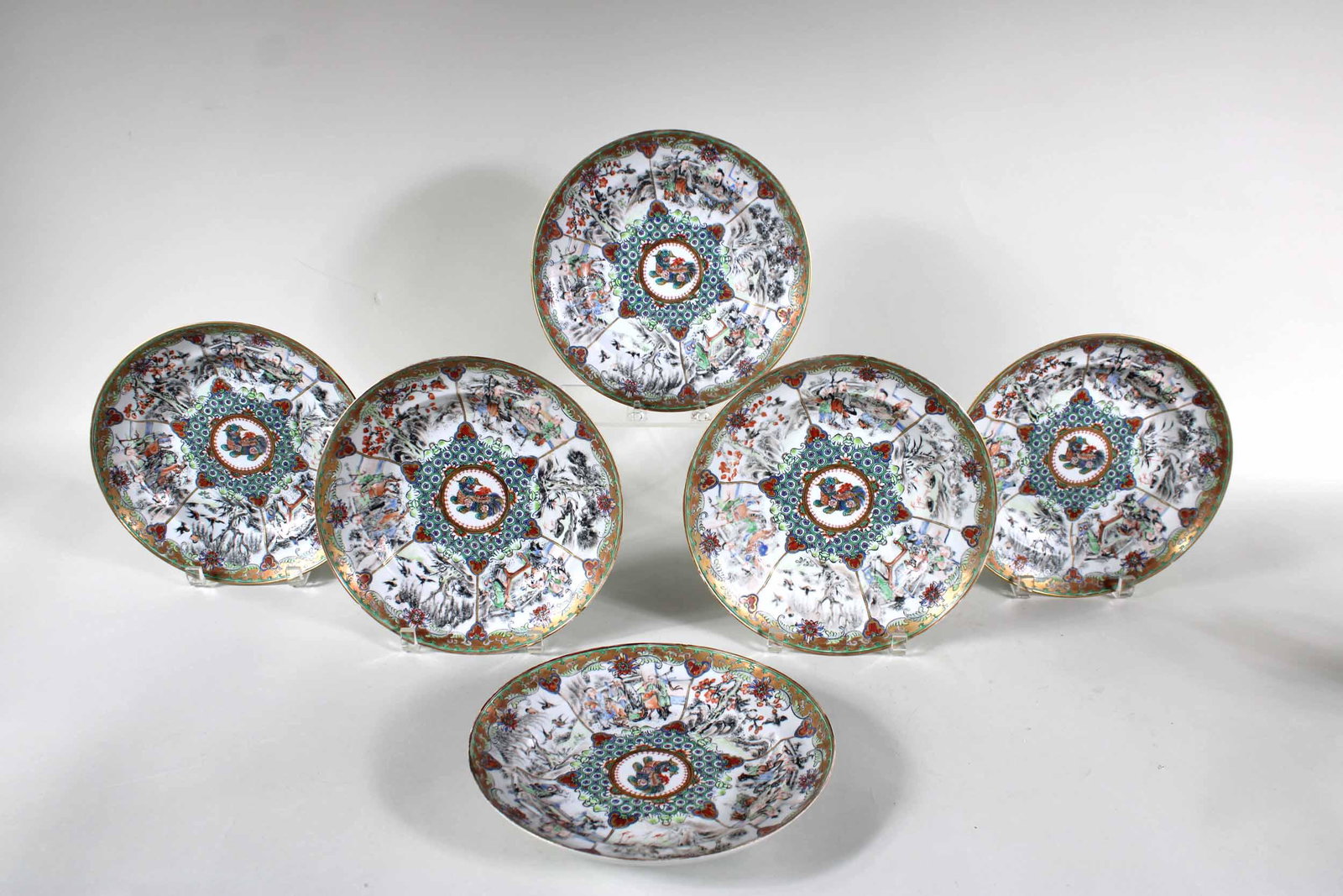 Six Chinese Export Dinner Plates (1 of 10)