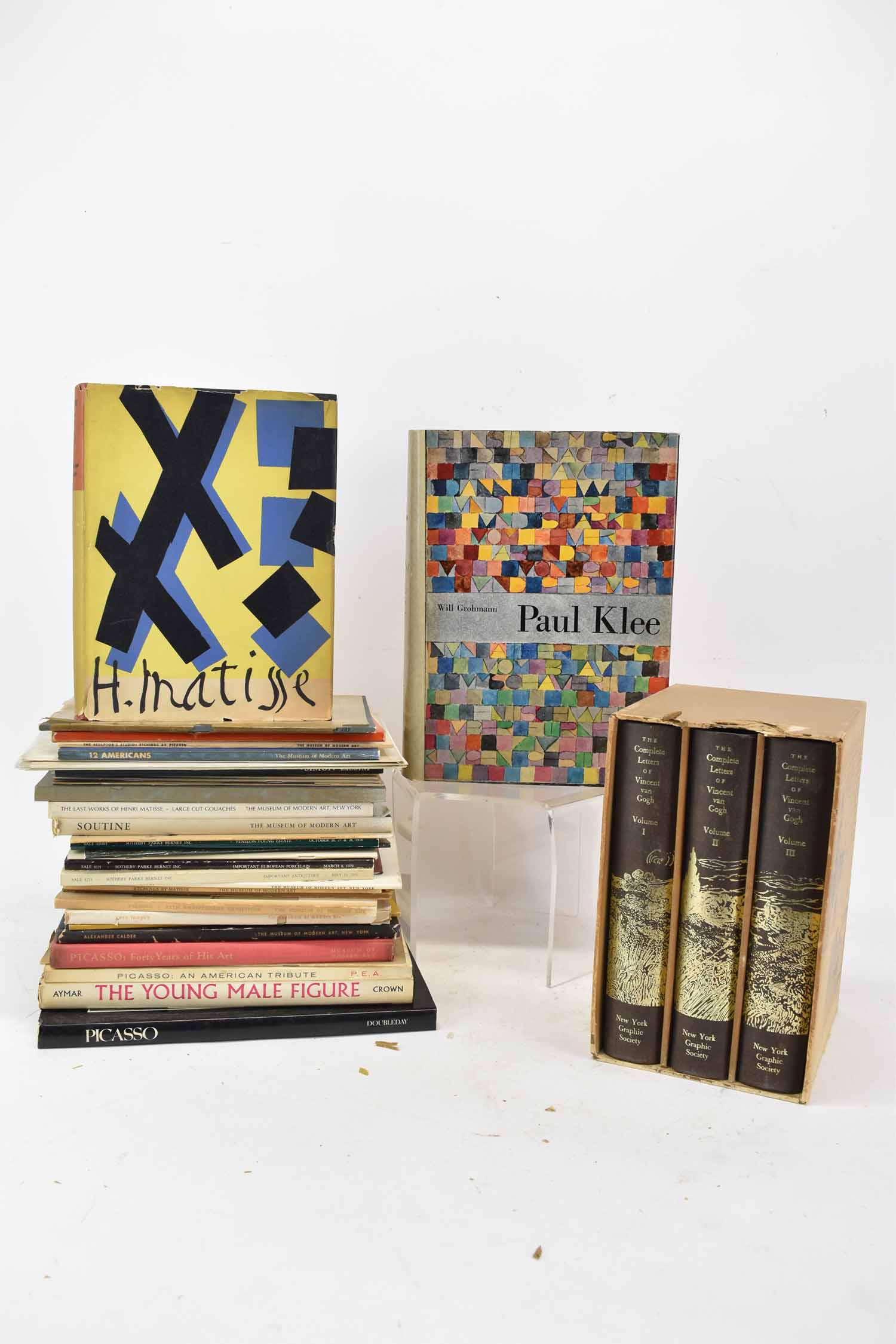 Group of Modern Art Guides and Catalogues (1 of 8)