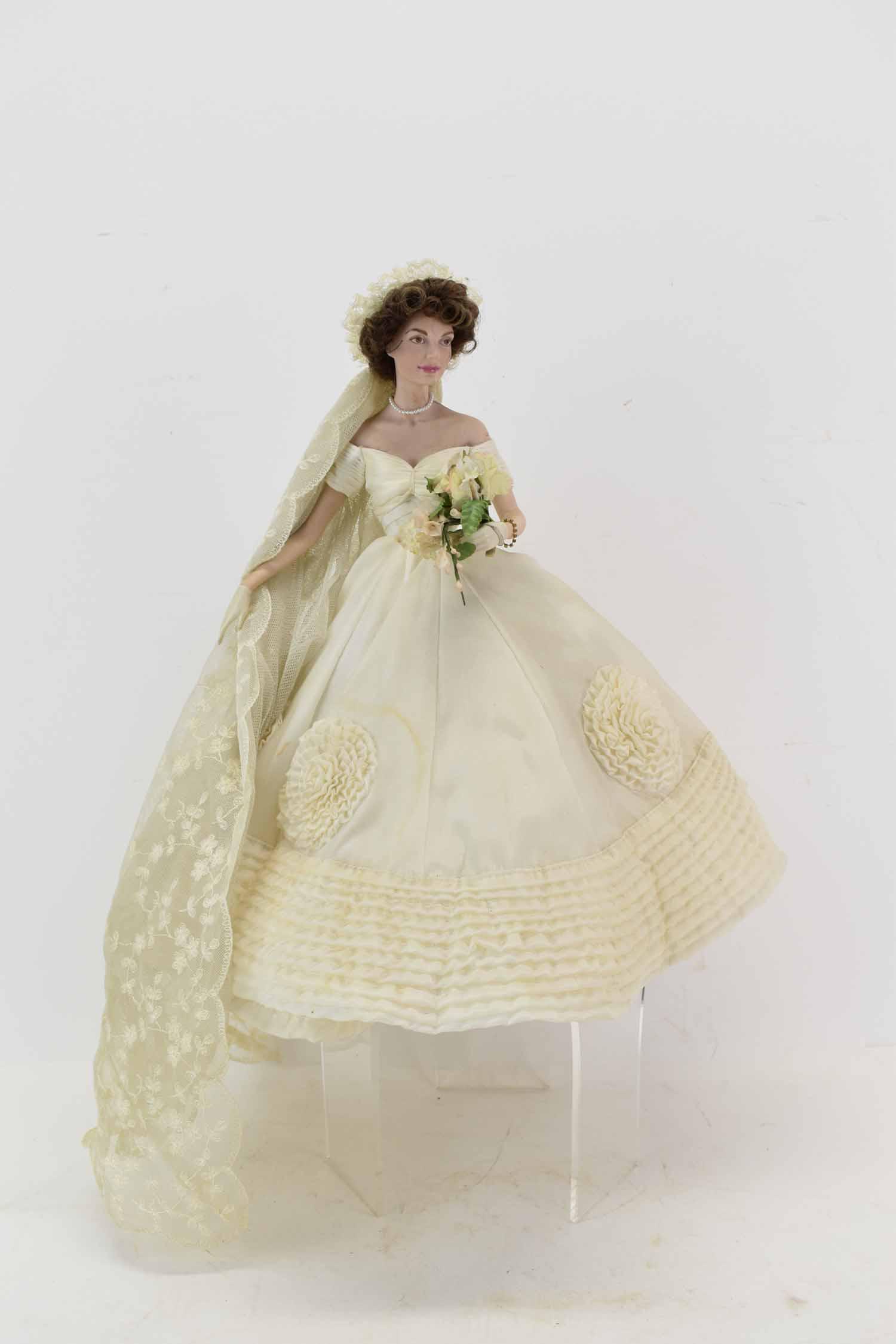 Franklin Mint Jacqueline Kennedy Porcelain Figure (1 of 8)