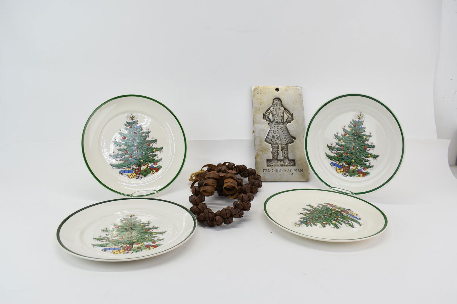 Colonial Williamsburg 'Gingerbread Man' Mold (1 of 6)