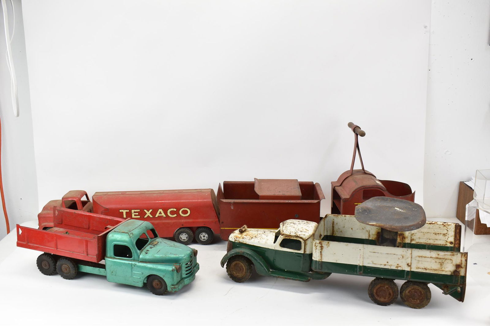 Four  Vintage Painted Metal Toy Trucks (1 of 6)