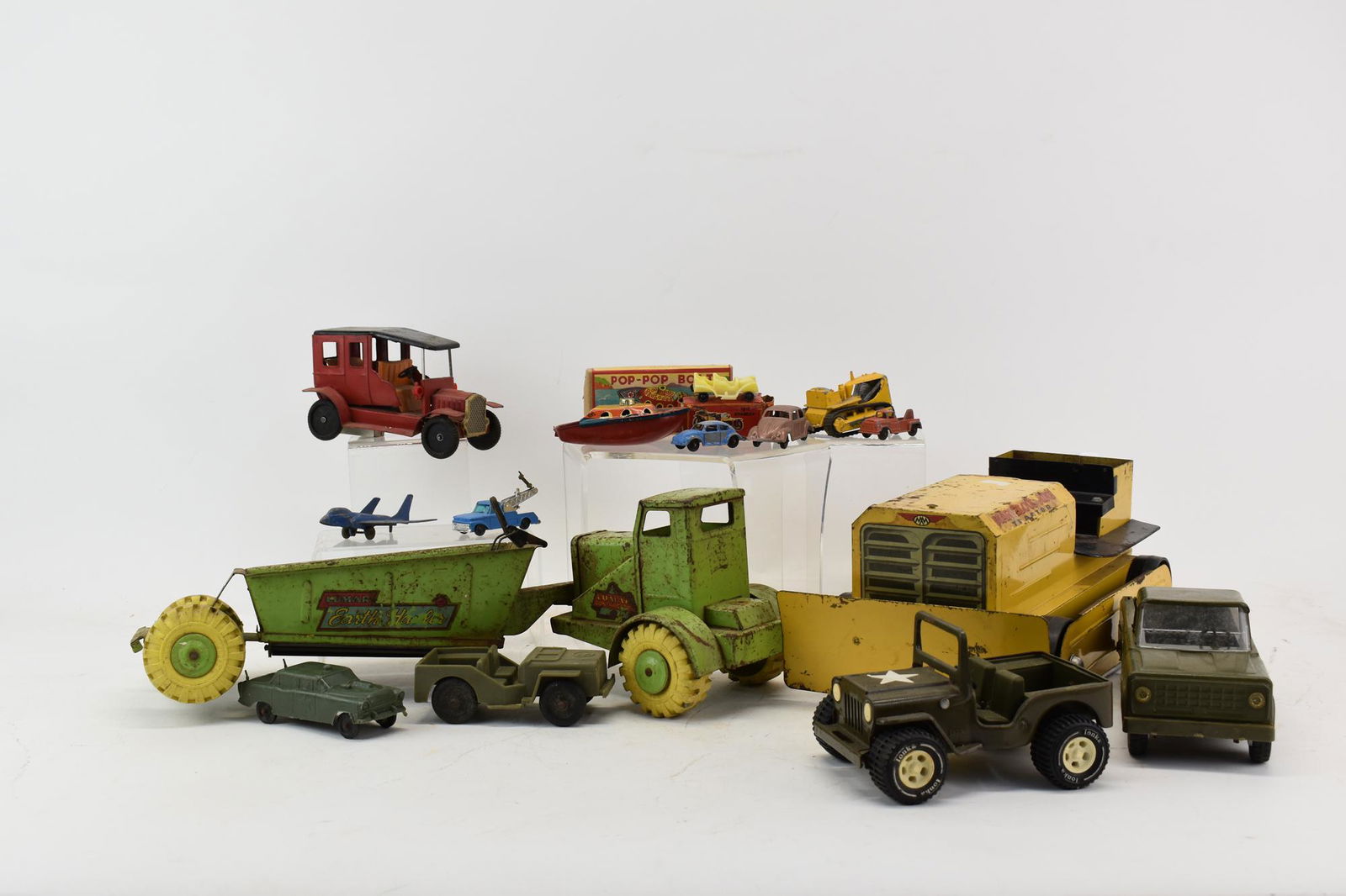 Group of Assorted Vintage Toys (1 of 5)