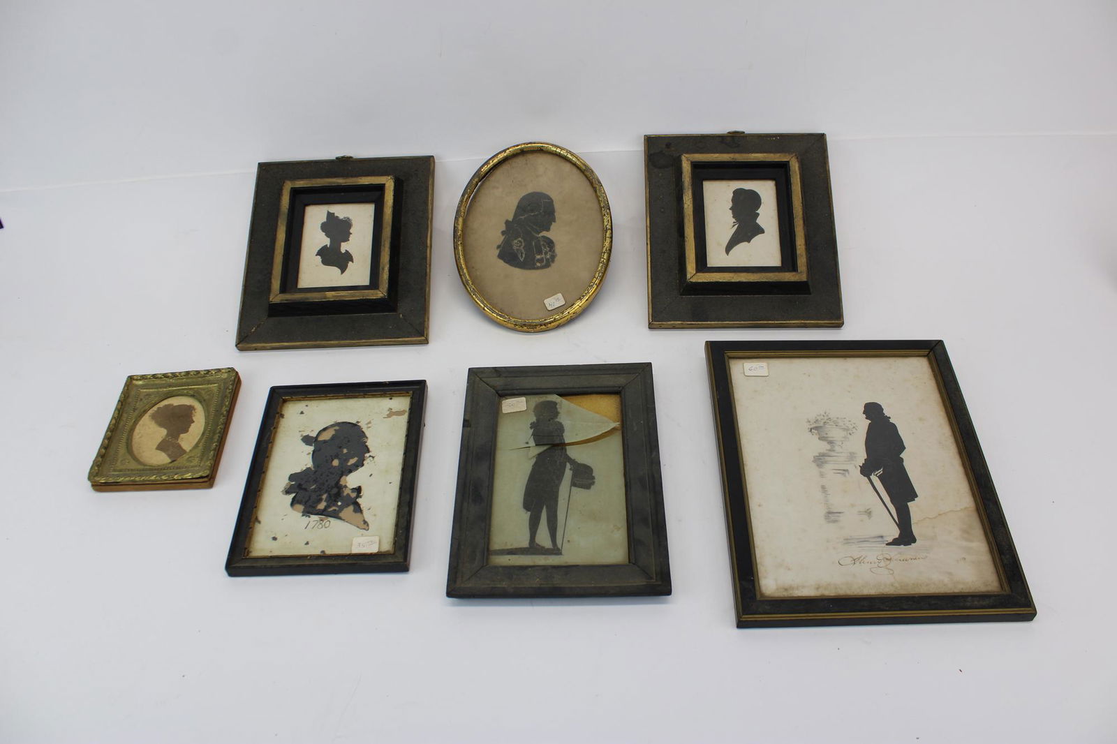 Group of Silhouette Portraits (1 of 4)