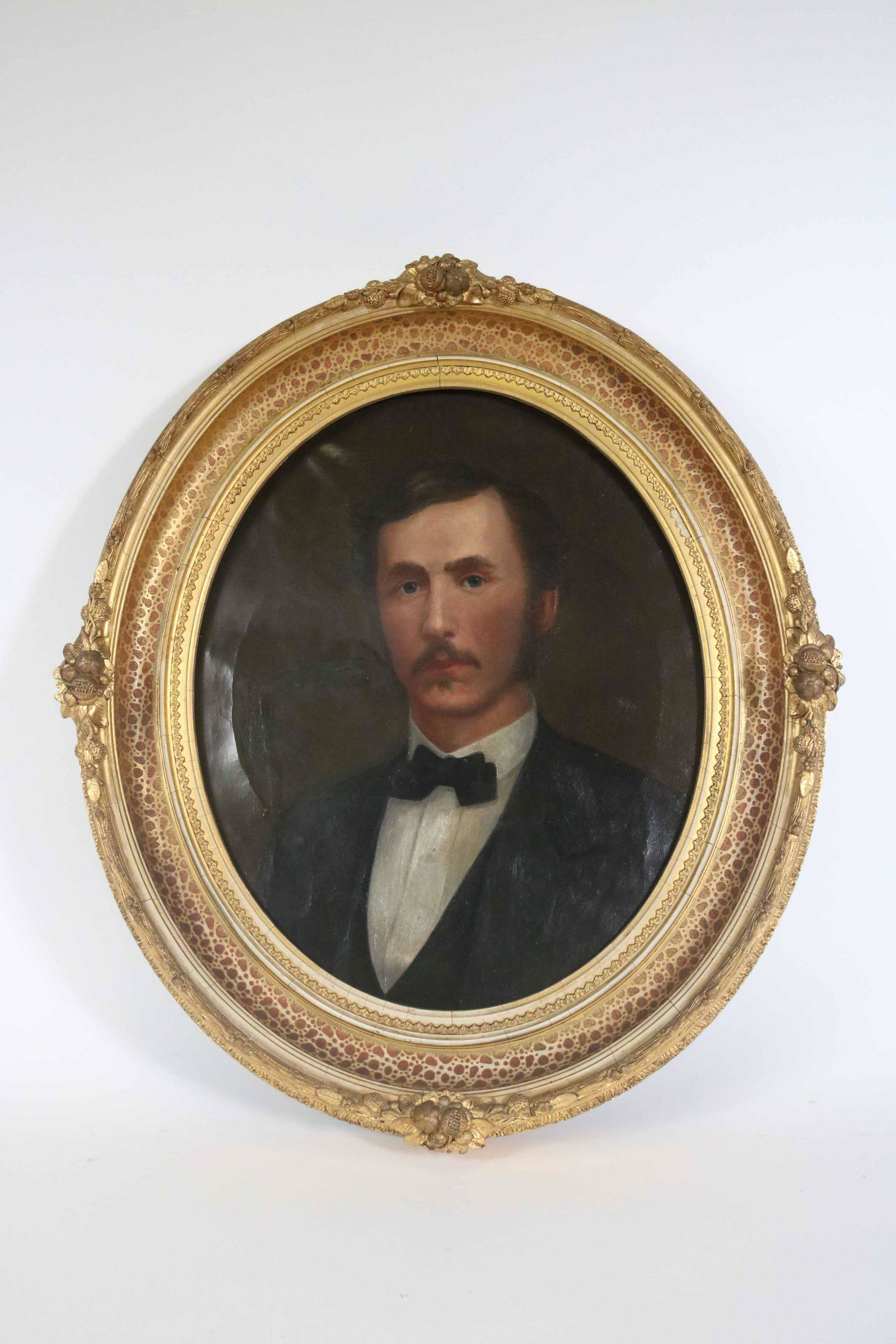 Oil on Canvas Oval Portrait of a Young Gentleman (1 of 6)