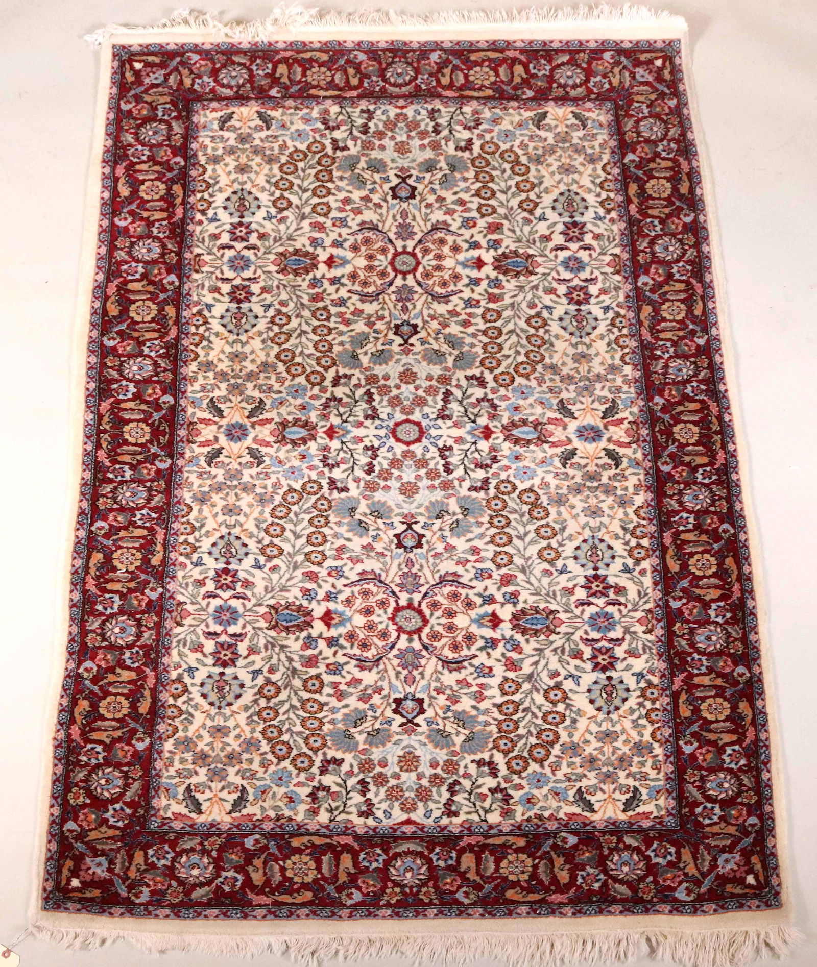 Sarouk Style Carpet (1 of 10)