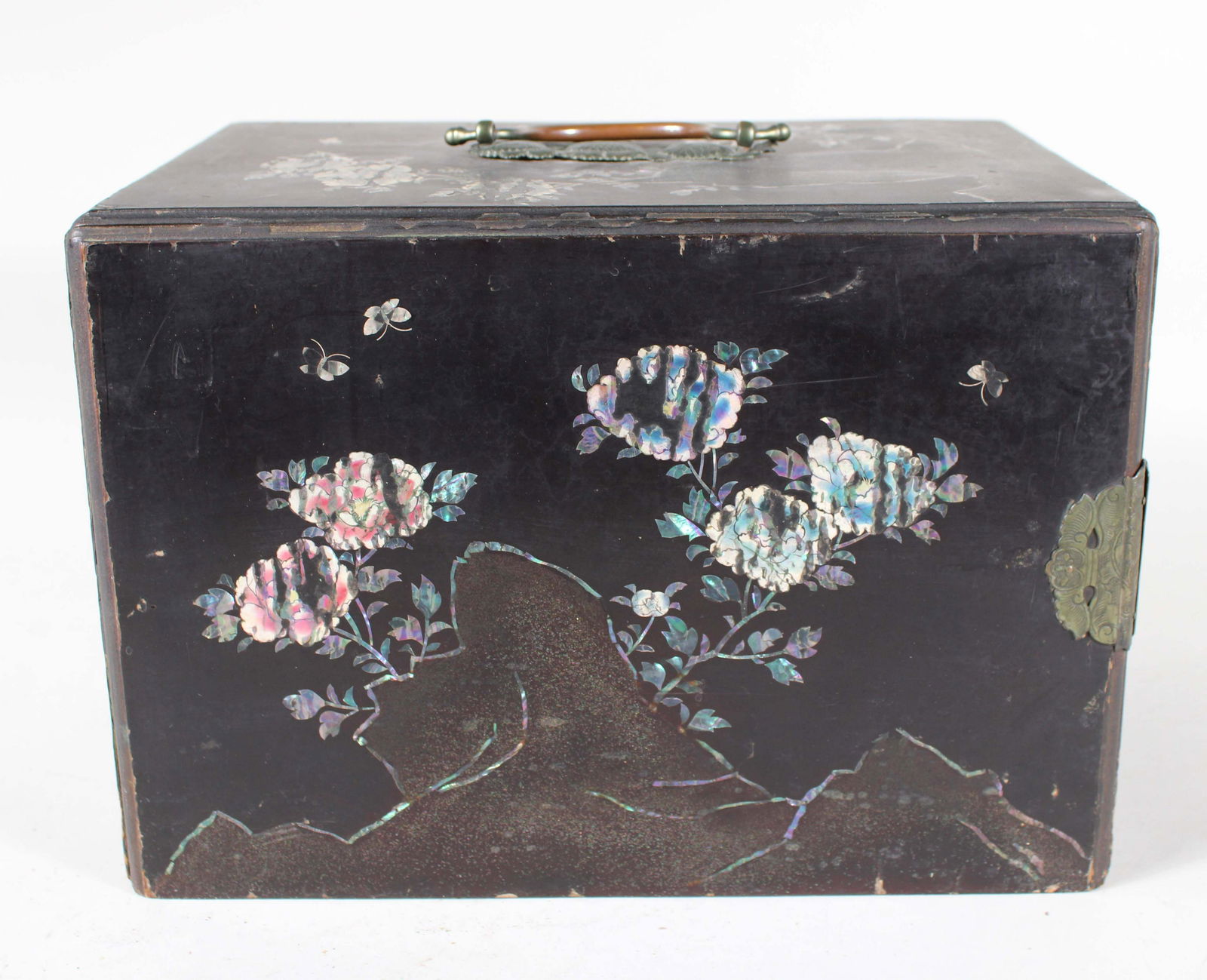 Japanese Lacquerware Locking Valuables Box (1 of 7)