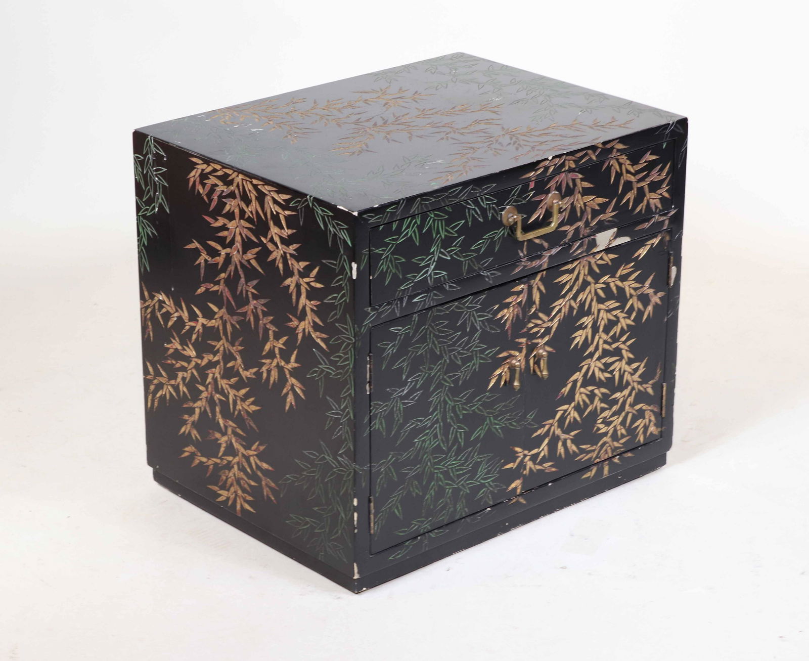 Chinese Coromandel Small Chest (1 of 9)