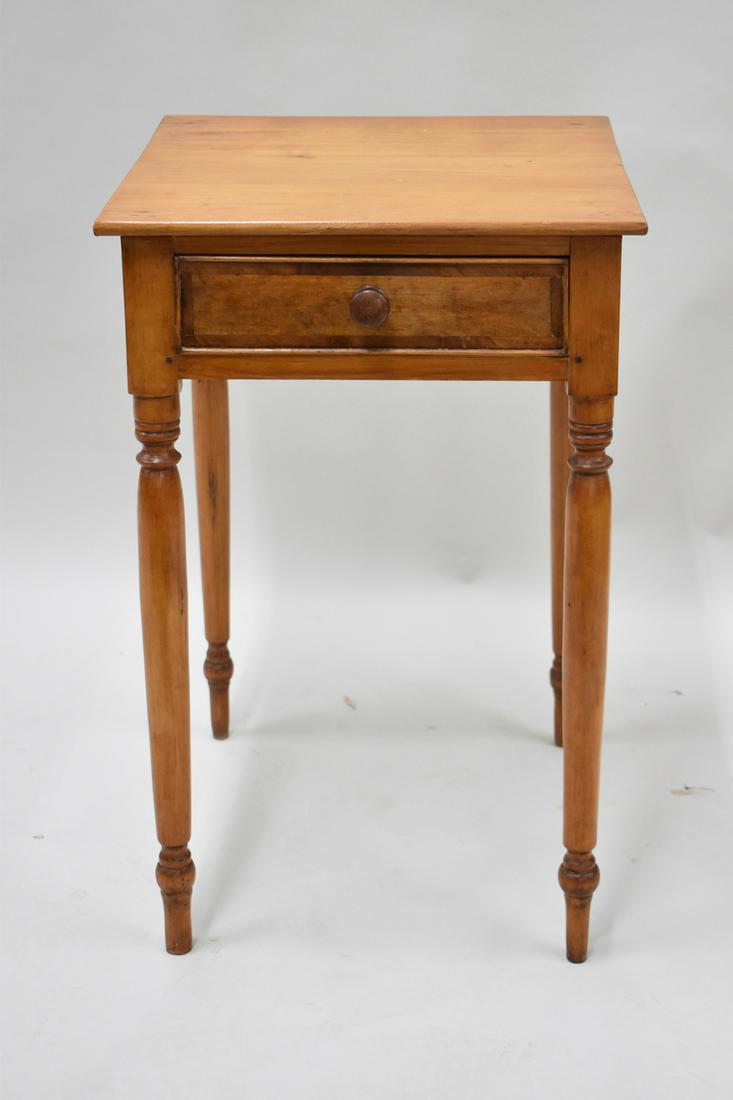 Country Style Single-Drawer Side Table (1 of 5)