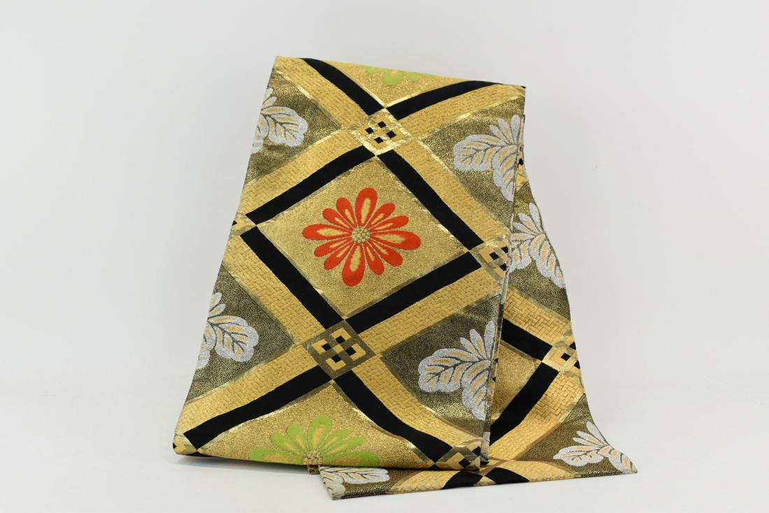 Double Sided Floral and Geometric Runner (1 of 6)