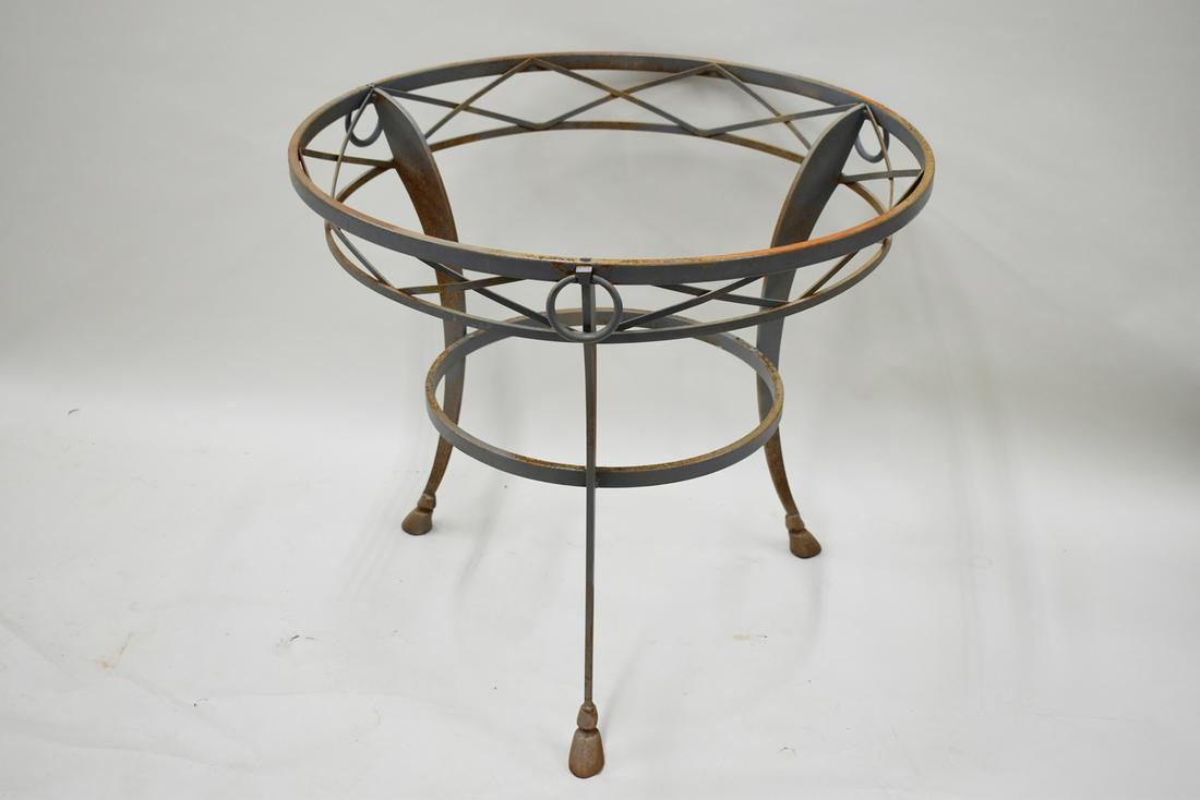 Iron Hoof Foot Circular Patio Table (1 of 4)