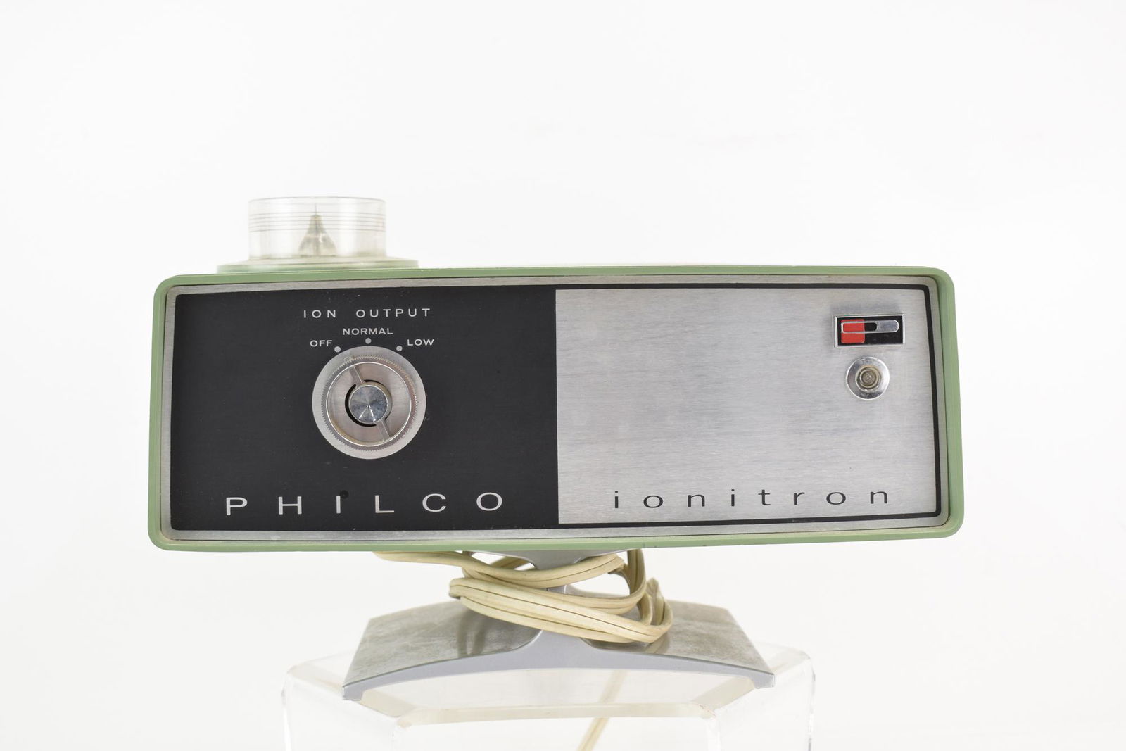 MCM Philco Ionitron 5000 Negative Ion Generator (1 of 3)