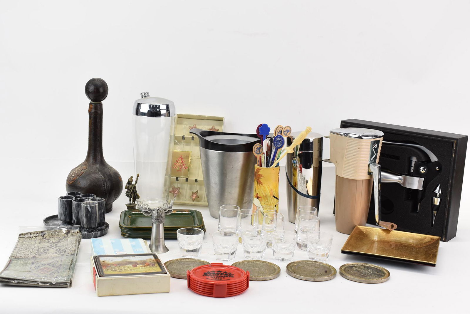 Group of Assorted Bar-Related Items (1 of 6)