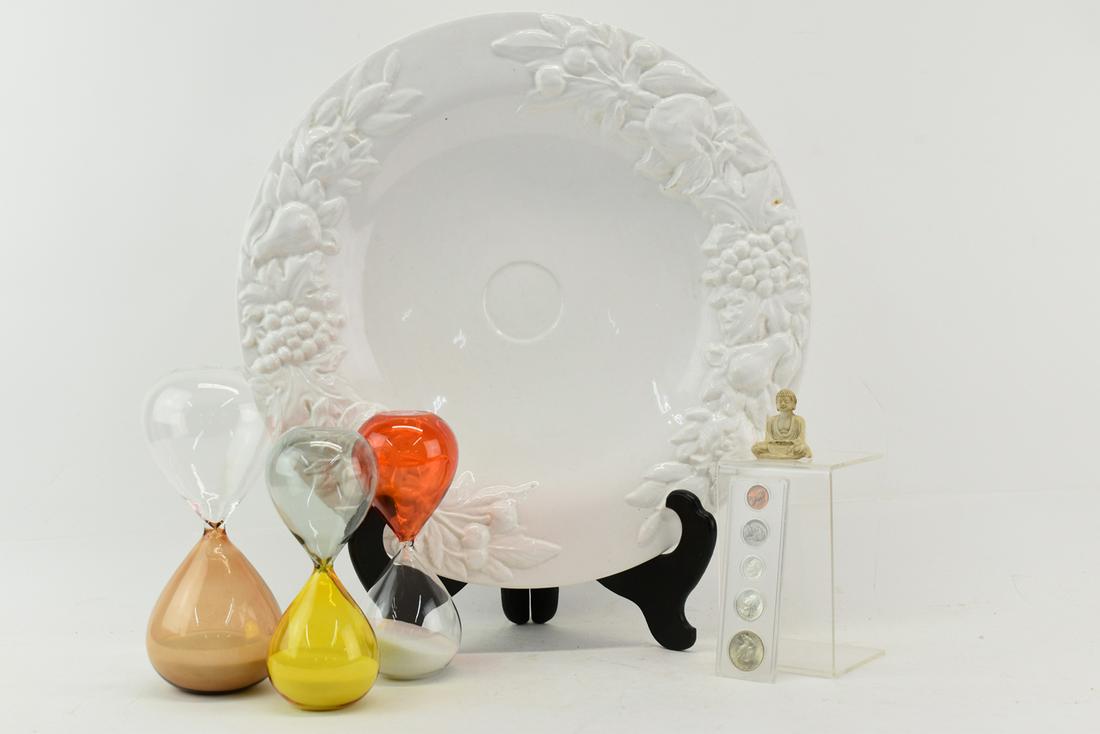 Surprise Lot of Six Assorted Table Articles (1 of 8)