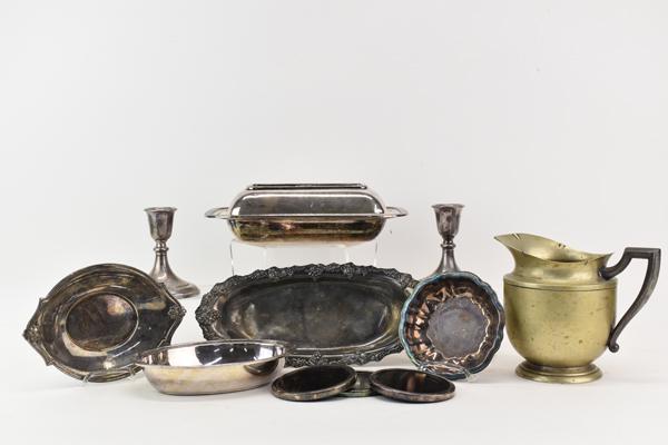 Group of Assorted Silverplated Table Articles (1 of 11)