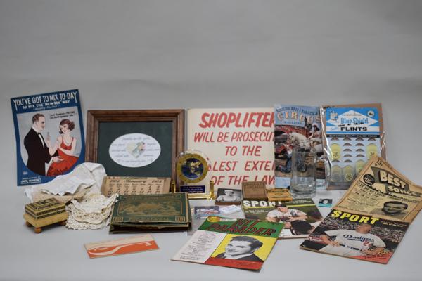 Large Group of Assorted Vintage Ephemera (1 of 5)
