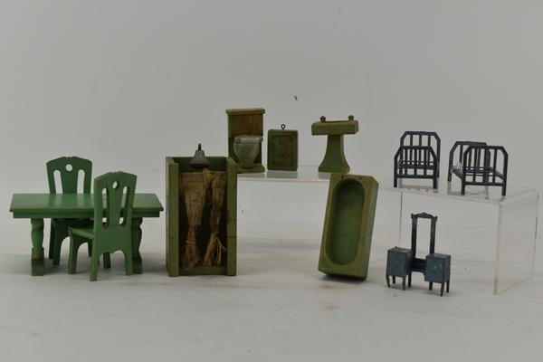 Strombecker Schoenhut Style Wooden Green Bathroom (1 of 4)