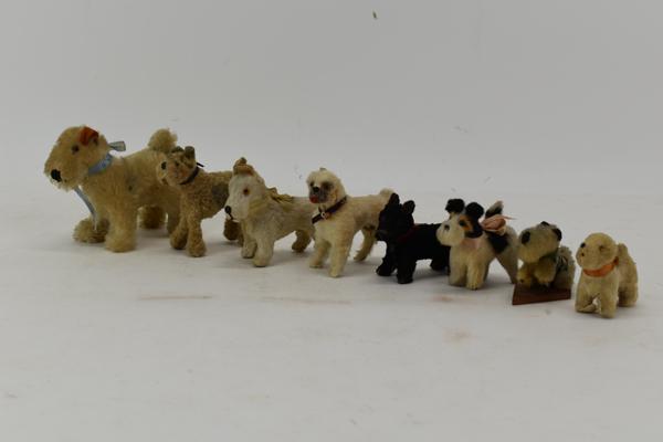 Group of Assorted Vintage Dog Toys (1 of 5)