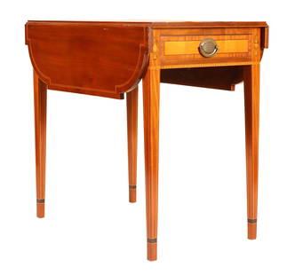 Federal Inlaid Mahogany Pembroke Table: New England, ca. 1800-182029-1/4"h x 19-1/2"w x 30-1/4"d