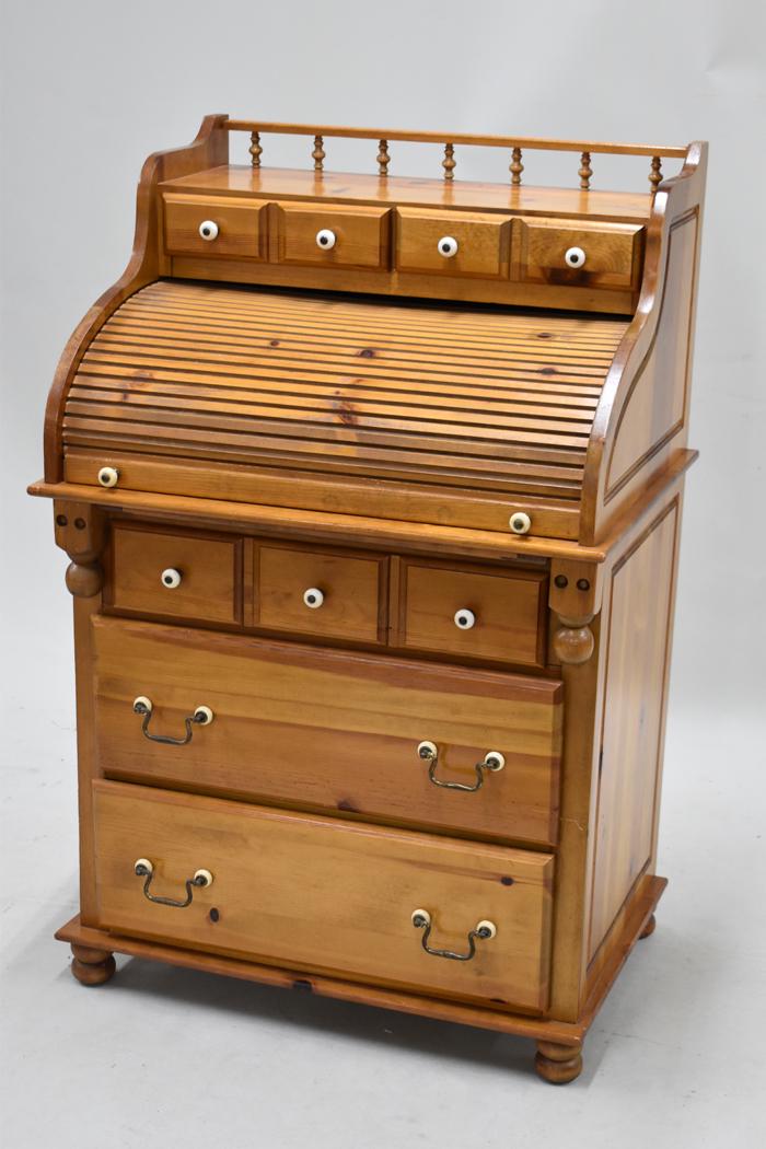 Childs Pine Roll Top Writing Desk: Childs Pine Roll Top Writing Desk Used condition, wear, worn 46"h x 22"w x 30"d