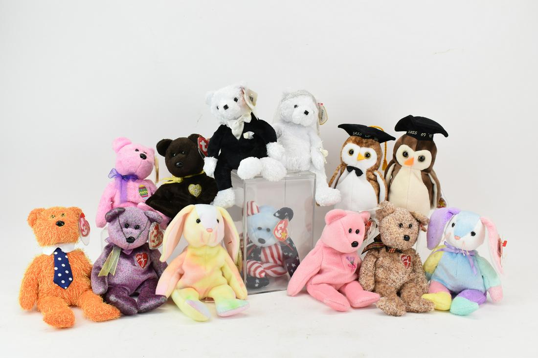 Group of Special Occasion Theme Ty Beanie Babies: Group of Special Occasion/Holiday Theme Ty Beanie Babies (Babies), (13 total) including: Mum (Mother's Day 2001), Pappa (2002 Father's Day), Hippie (Easter 1999), Eggs (Easter 2000), Dippy (Easter 200