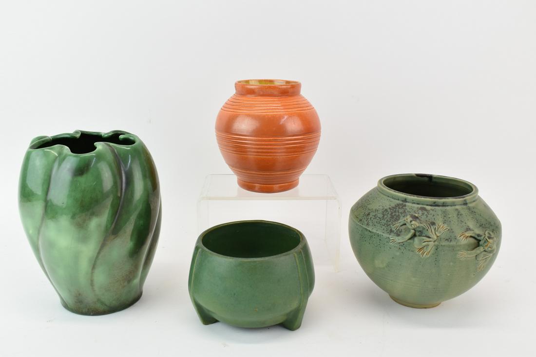 Stangl 3034 Glossy Green Wavy Form Vase: Stangl 3034 Glossy Green Wavy Form 6-3/4" Vase together with a matte green art pottery low bowl, an orange ribbed vase, and frog embellished example. All in used condition with surface wear, the matte