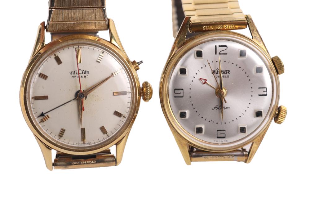Pair of Men's Wrist Alarm Watches (1 of 9)