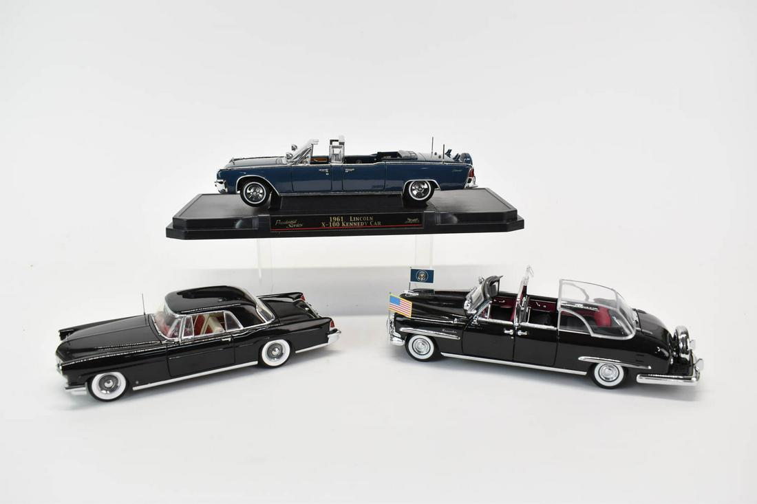 1956 Continental Mark II Franklin Mint 1:24 Model (1 of 11)