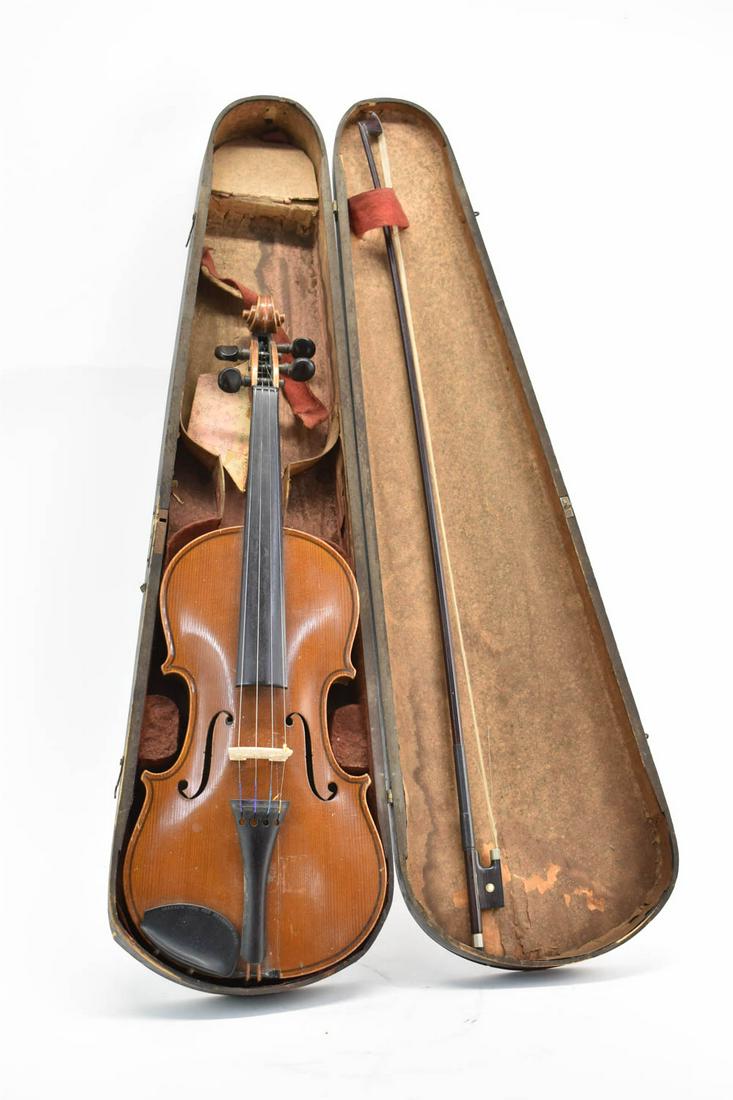 Vintage Antonius Stradiuarius Violin (1 of 13)