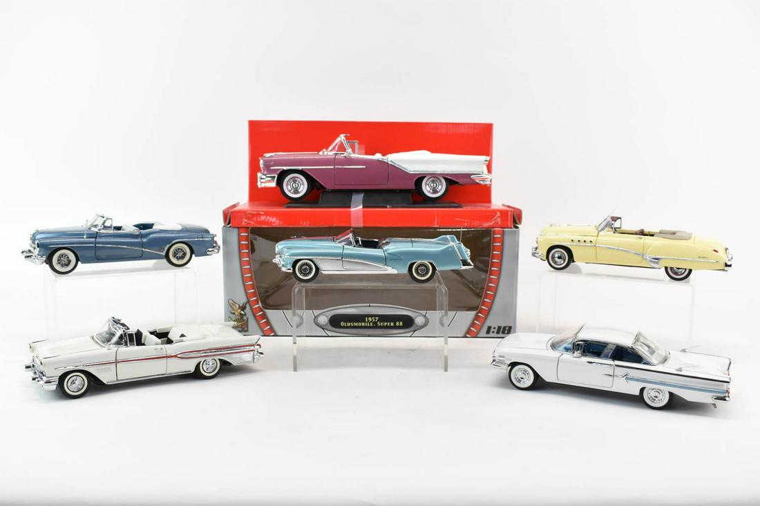 Lot of 6 Classic American 1940s-1960s Model Cars (1 of 18)