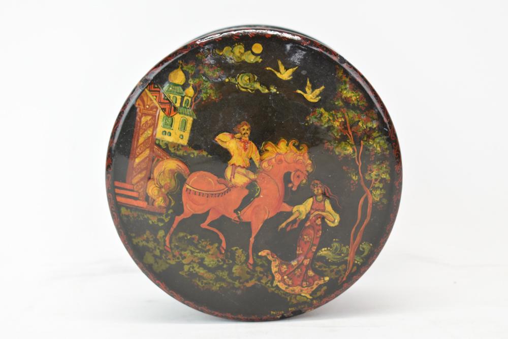Russian Wooden Lacquer Round Handpainted Box (1 of 5)