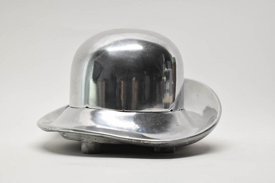 Vintage Cast Metal Ladies Bowler Hat Mold (1 of 4)