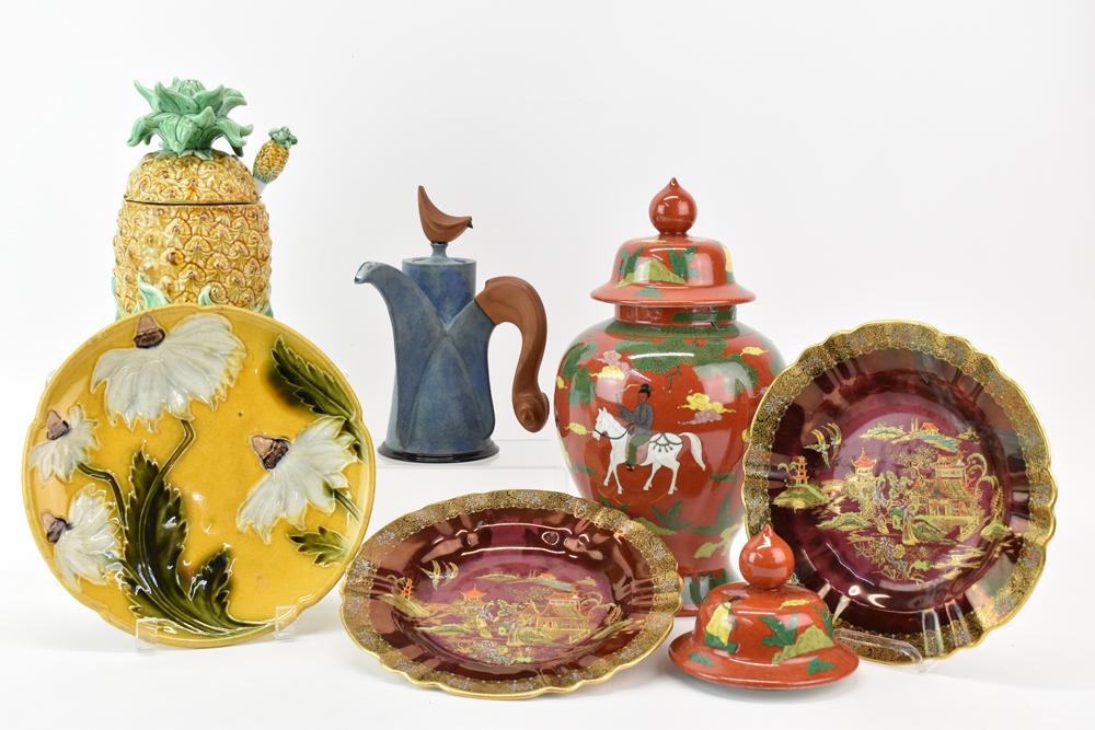 Group of Assorted Porcelain Table Articles (1 of 16)