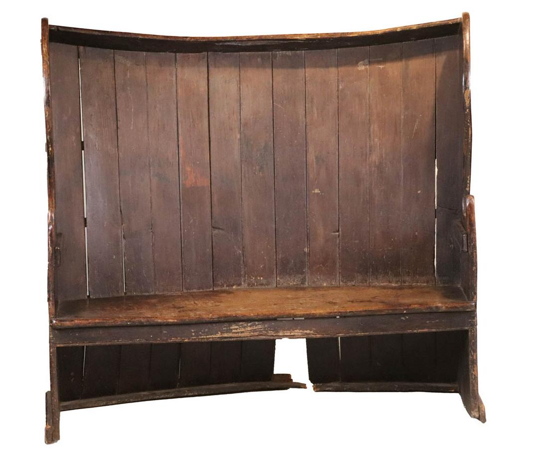 Pine Curved Settle (1 of 12)