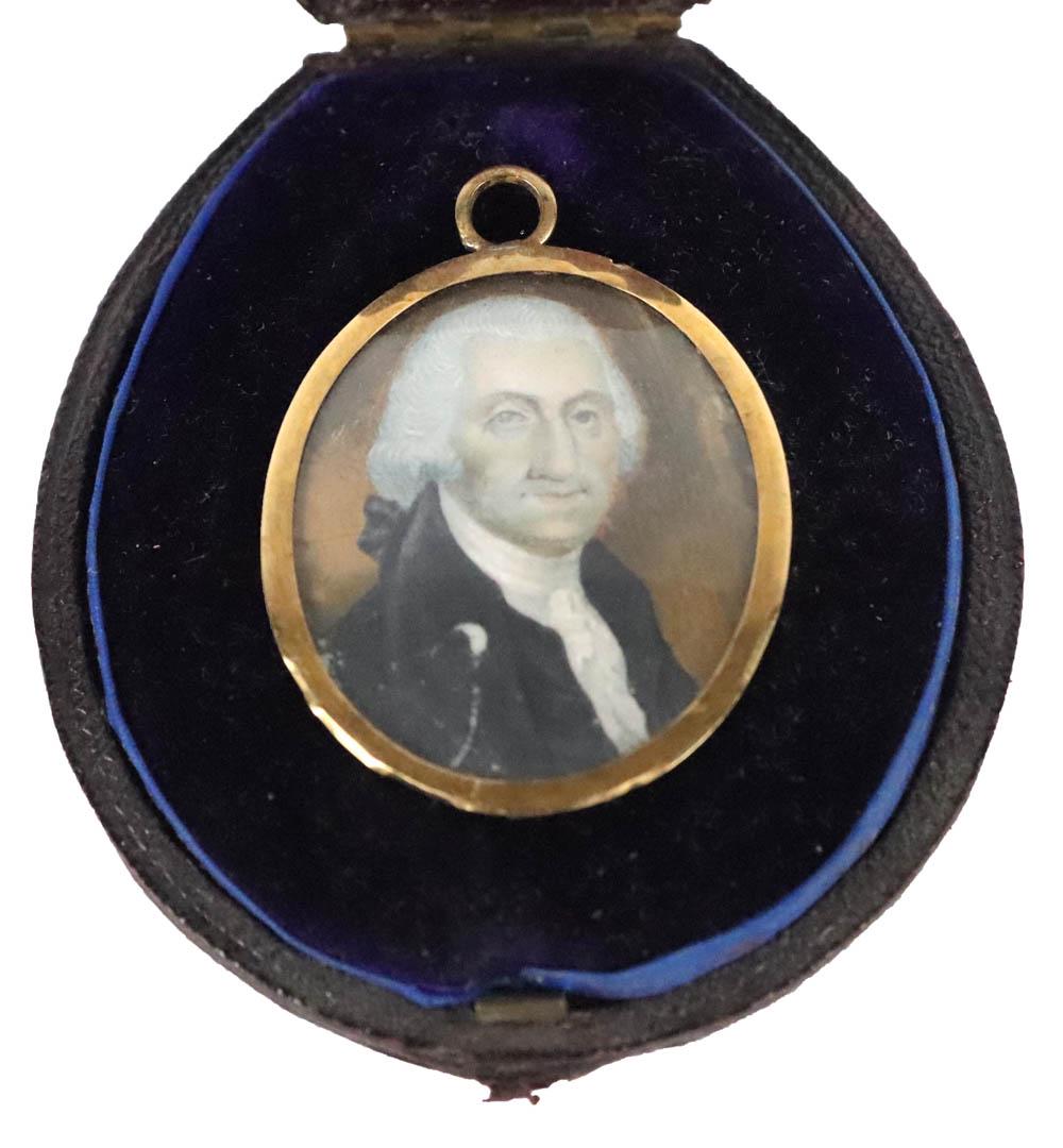 American Memorial Locket of George Washington (1 of 4)