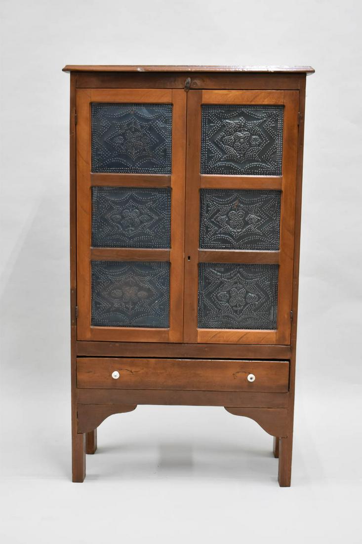 Vintage Wooden Pie Safe (1 of 10)
