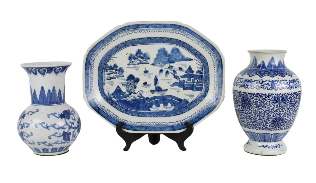 Chinese Export Blue and White Porcelain Platter (1 of 13)