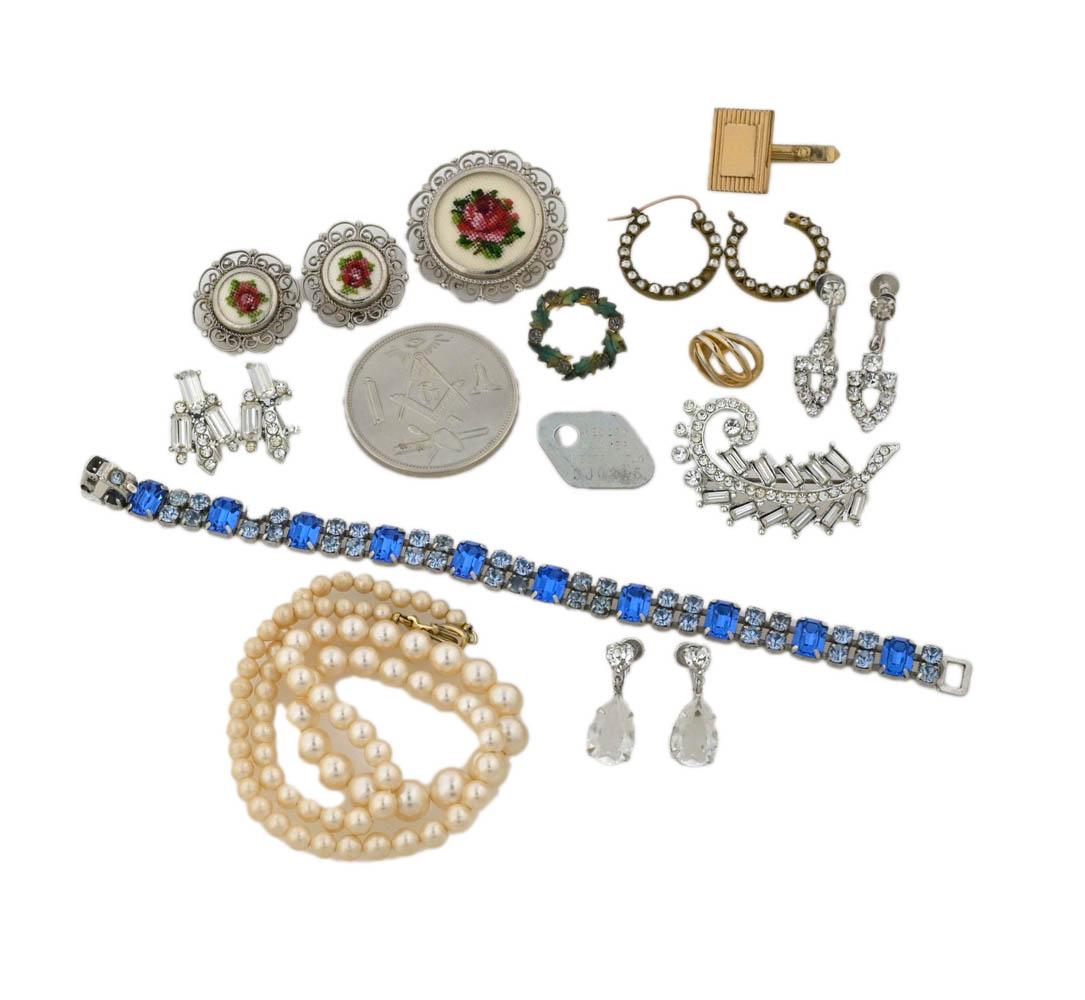 Miscellaneous Jewelry Items (1 of 16)