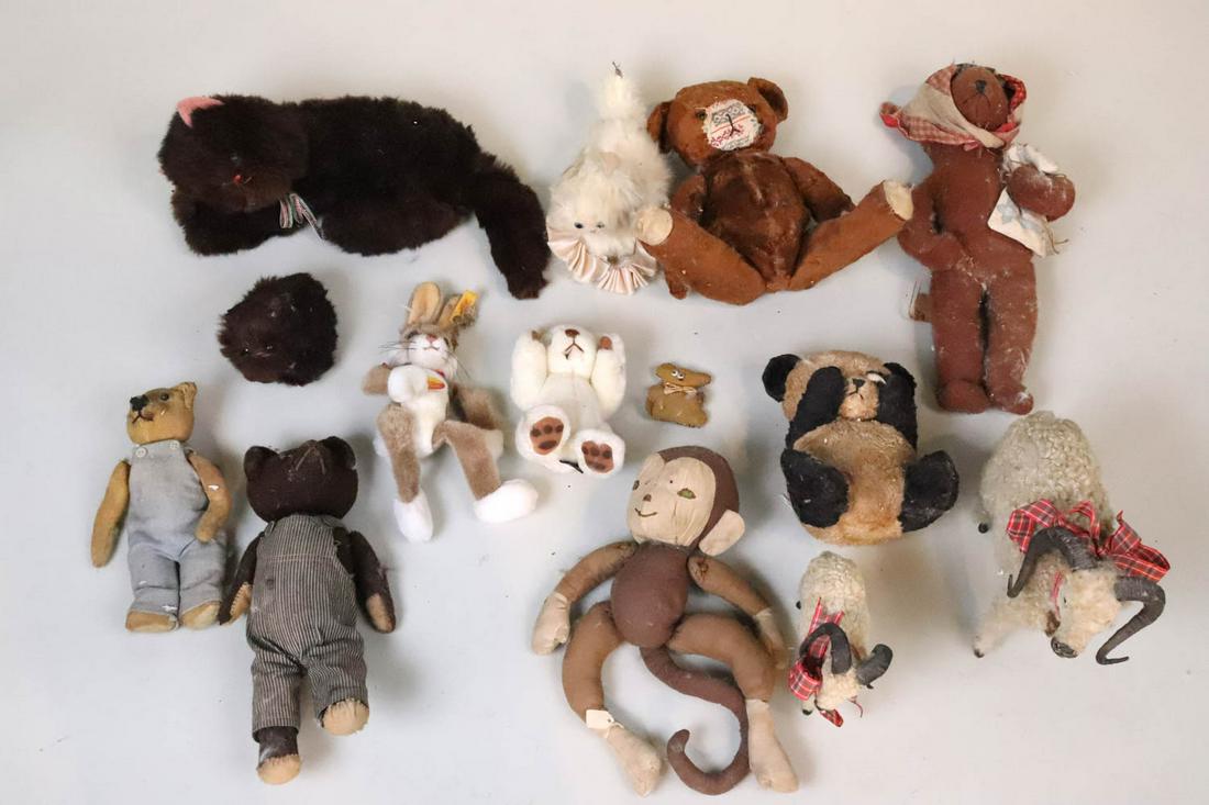 Group of Vintage Stuffed Animals (1 of 13)