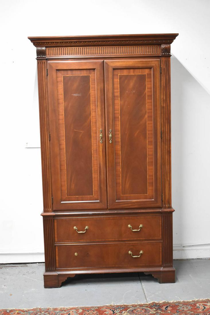 Ethan Allen Mahogany Two Door Cabinet (1 of 9)