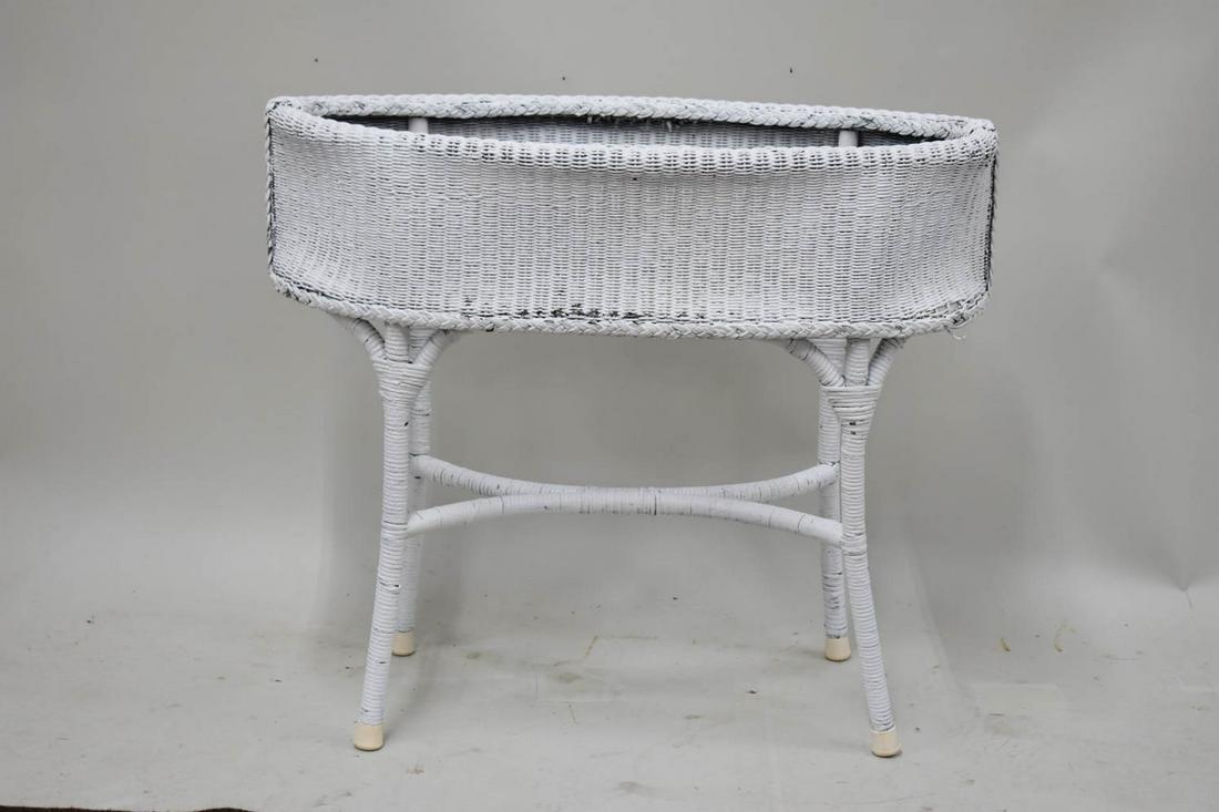White Painted Wicker Planter (1 of 6)