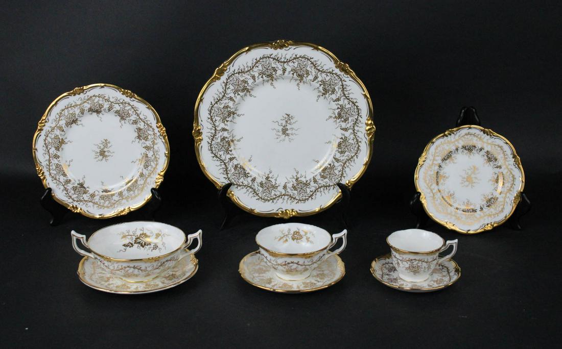 Royal Cauldon King's Plate Partial Dinner Service (1 of 19)