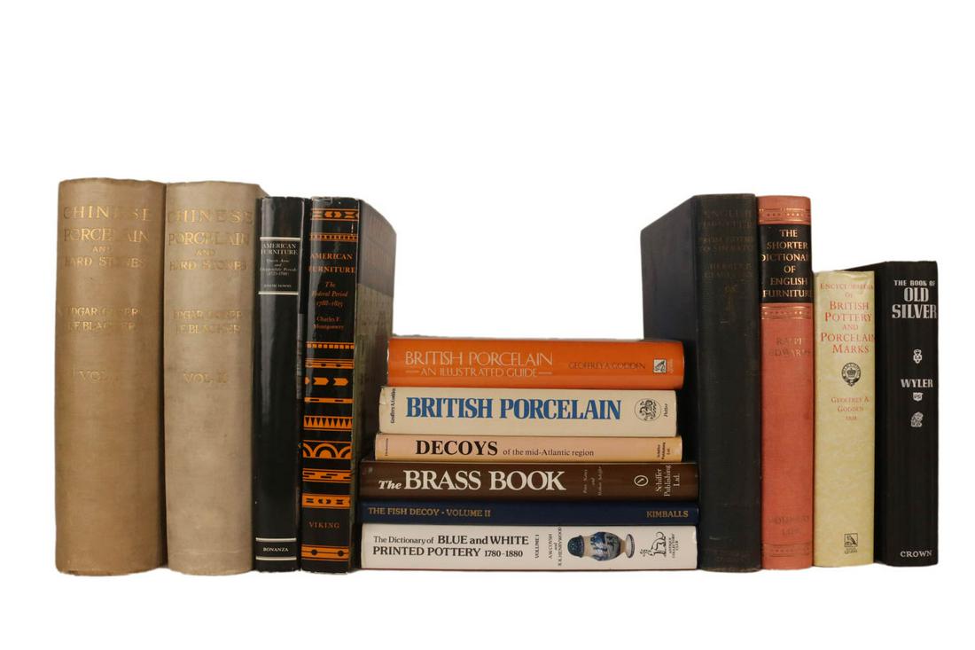Group of Books on Antiques and Collecting (1 of 16)
