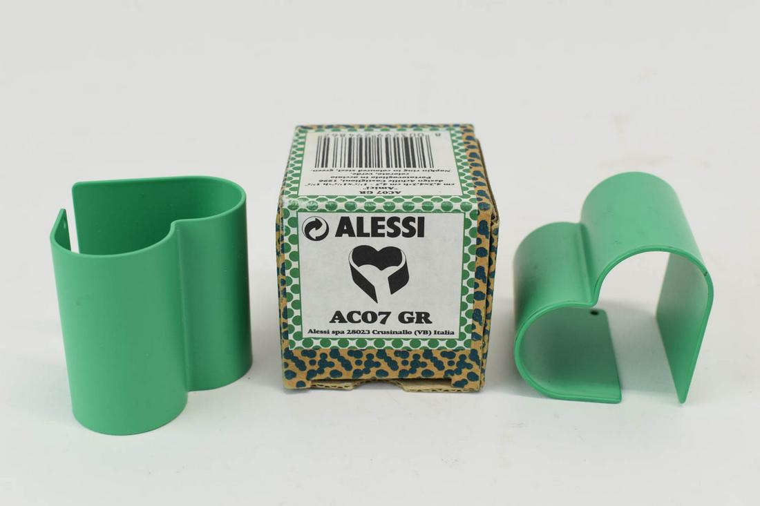 Pair Alessi Green Metal Heart Form Napkin Rings: Pair Alessi Green Metal Heart Form Napkin Rings, one in box Like new condition